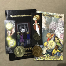 Bøkene Spøkelsesprinsessen og Steinportalen med tilhørende bokmerker og magiske mynter.